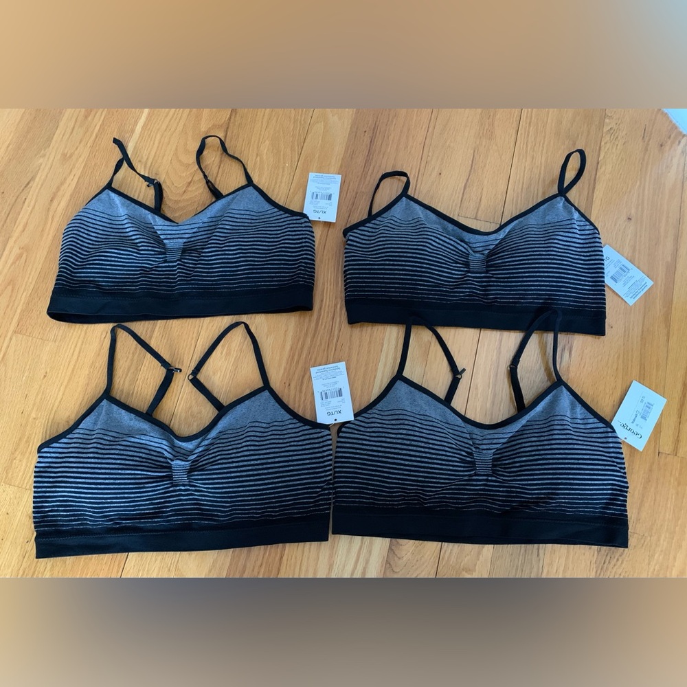 4 Striped Sports Bra